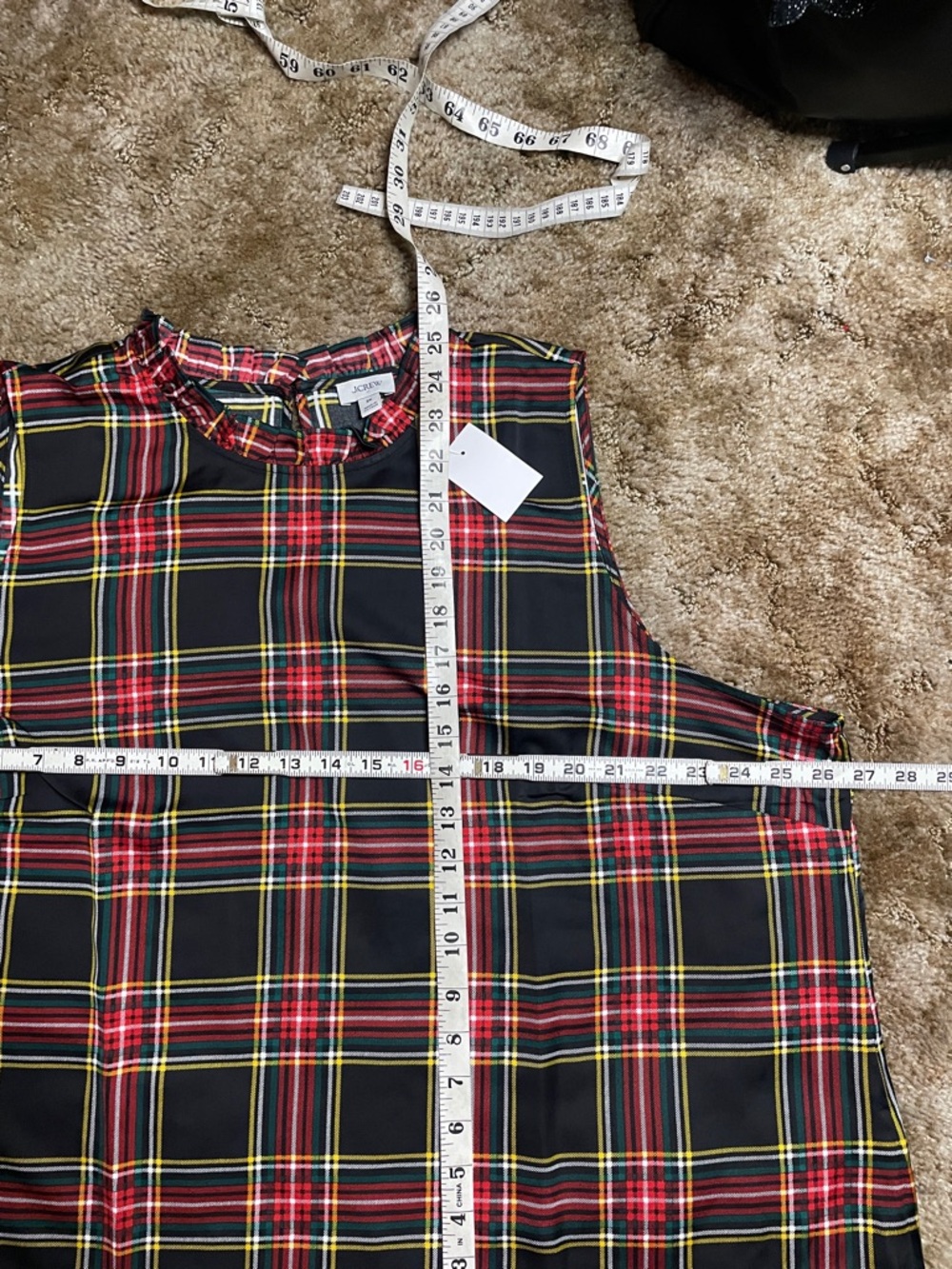 NWT J.Crew Woman’s Plus Size Plaid Sleeveless Shirt Size 3X - Picture 3 of 5